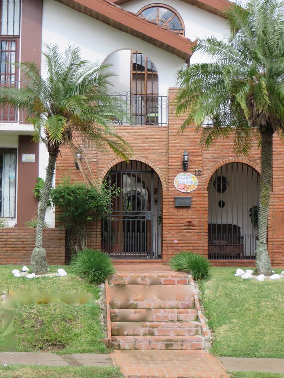 Bed & Breakfast Cariari